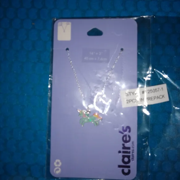 Glitter Pastel Unicorn Pendant Necklace Turquoise - Picture 9 of 13